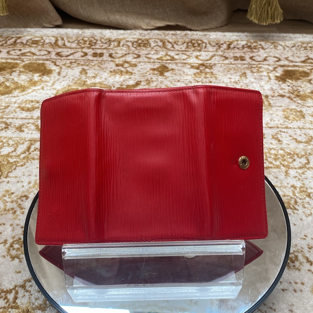 Authentic Louis Vuitton Key Case - Picture 11 of 11